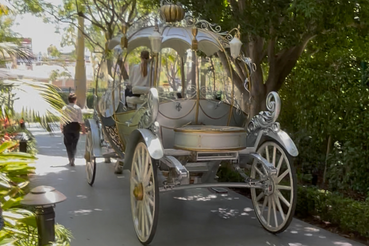 Disneyland Hotel Carriage
